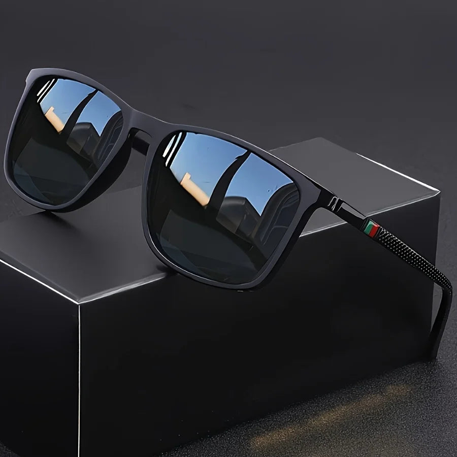 Hindfield Manhattan Black – Rectangular Sunglasses